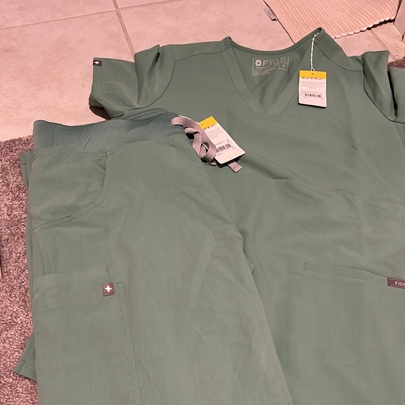 Figs - Picture 5 of 5